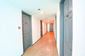 Fabhotel The Luxe Inn