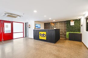 Fabhotel The Luxe Inn
