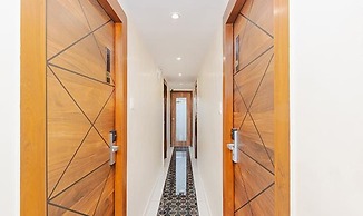 Fabhotel Airport Palace