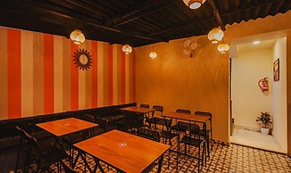 Fabhotel Airport Palace