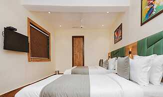 Fabhotel Airport Palace