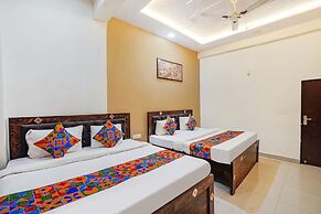 Fabhotel Jimmy Palace