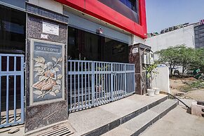 Fabhotel Jimmy Palace