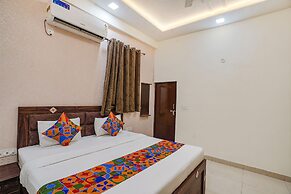 Fabhotel Jimmy Palace