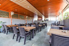 Fabhotel Yashraj Inn