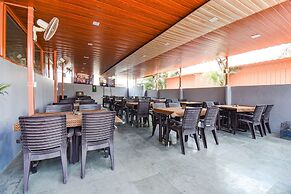 Fabhotel Yashraj Inn