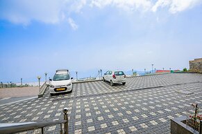 Fabhotel Prime The Himalayan View Resort