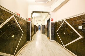 Fabhotel Krishna Palace