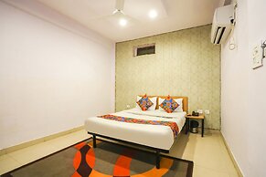 Fabhotel Pranjul Inn