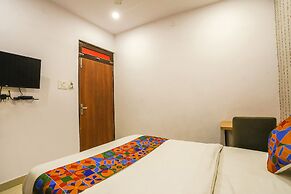 Fabhotel Pranjul Inn