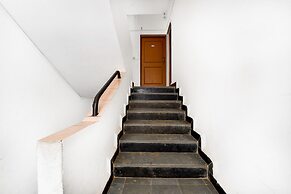 FabExpress Alor holiday Resort