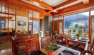 Fabhotel La Kailasha Regency