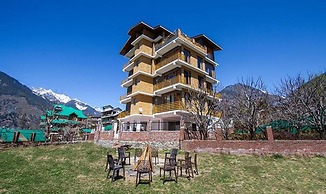 Fabhotel La Kailasha Regency