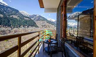 Fabhotel La Kailasha Regency