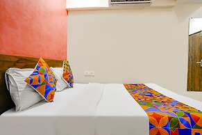 Fabhotel Royal Paradise