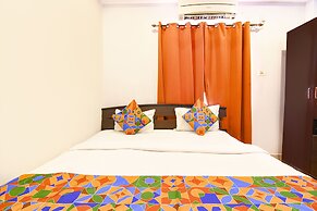 Fabhotel White Palace