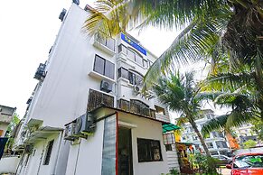 Fabhotel White Palace