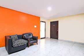 Fabhotel White Palace