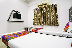 Fabhotel Santro