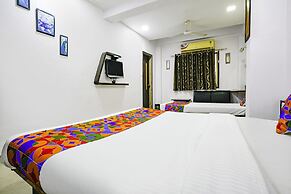 Fabhotel Santro