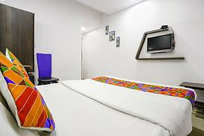 Fabhotel Santro