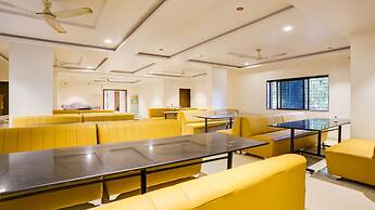 Fabhotel Kiara Govind Park