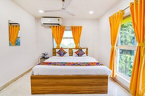 Fabhotel Grand Hazra Inn