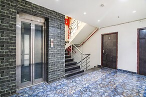 Fabhotel Grand Hazra Inn