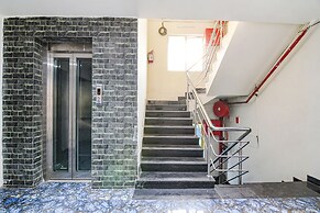 Fabhotel Grand Hazra Inn