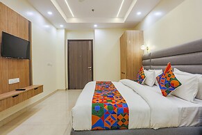 Fabhotel Vishesh Villas