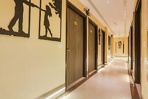Fabhotel Vishesh Villas
