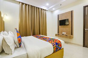 Fabhotel Vishesh Villas