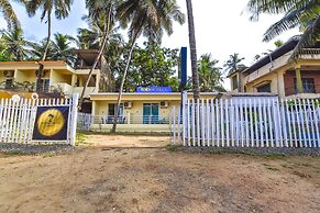 Fabhotel Sterling Garden