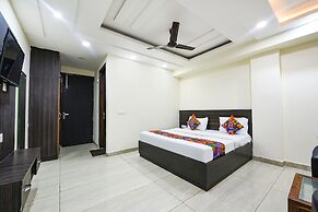 FabHotel Dwarka Residency