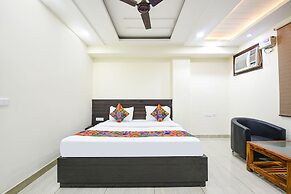 FabHotel Dwarka Residency