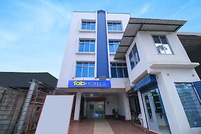 Fabexpress Sai Villa