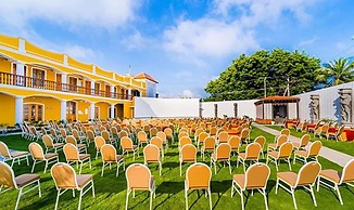 Fabhotel Prime Ar Phalazzo Resort