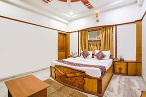 Fabhotel Rest & Peace