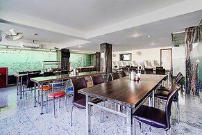 Fabhotel Interglobe Oasis