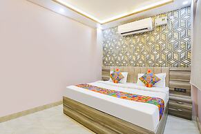 Fabhotel The Palacio