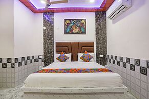 Fabexpress Dau Ji Residency