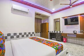 Fabexpress Dau Ji Residency