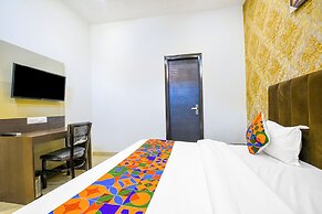 Fabhotel Royal Regency I