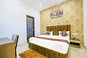 Fabhotel Royal Regency I