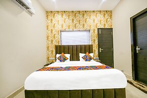Fabhotel Royal Regency I