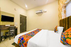 Fabhotel Royal Regency I
