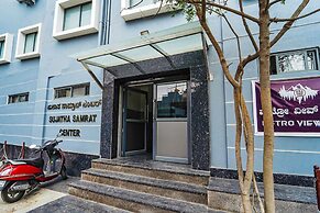 Fabhotel Metro Suites