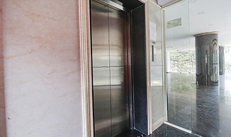 Fabhotel Turning Point