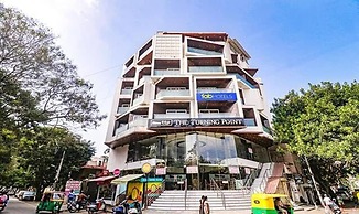 Fabhotel Turning Point