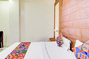 Fabhotel Arastu Plaza